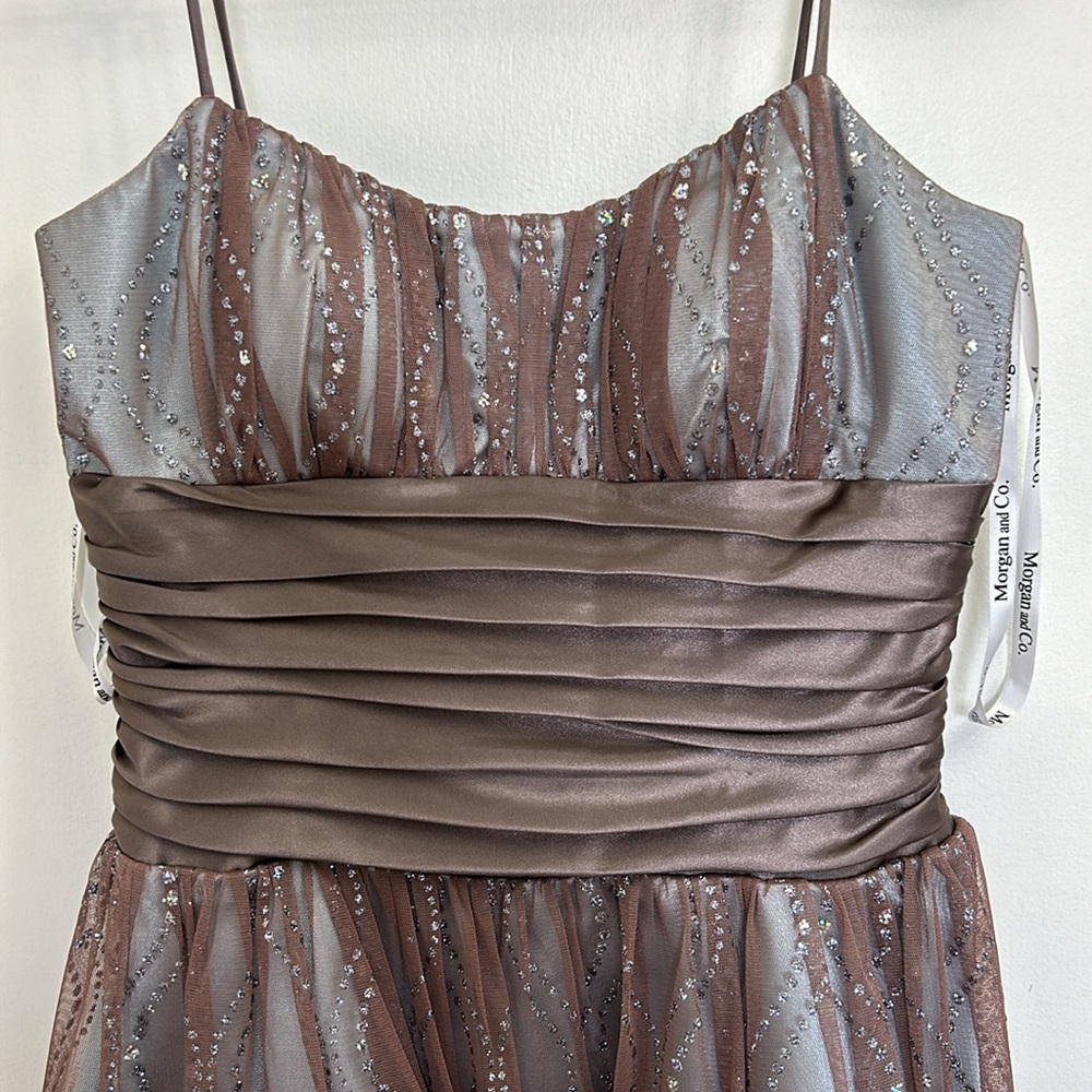 Dress - Picture 3 of 5